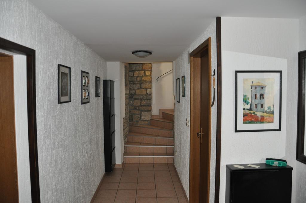 Rooms Svalina (Adults Only) Ґрожнян Екстер'єр фото