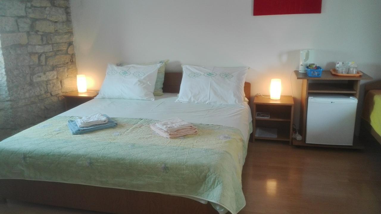 Rooms Svalina (Adults Only) Ґрожнян Екстер'єр фото
