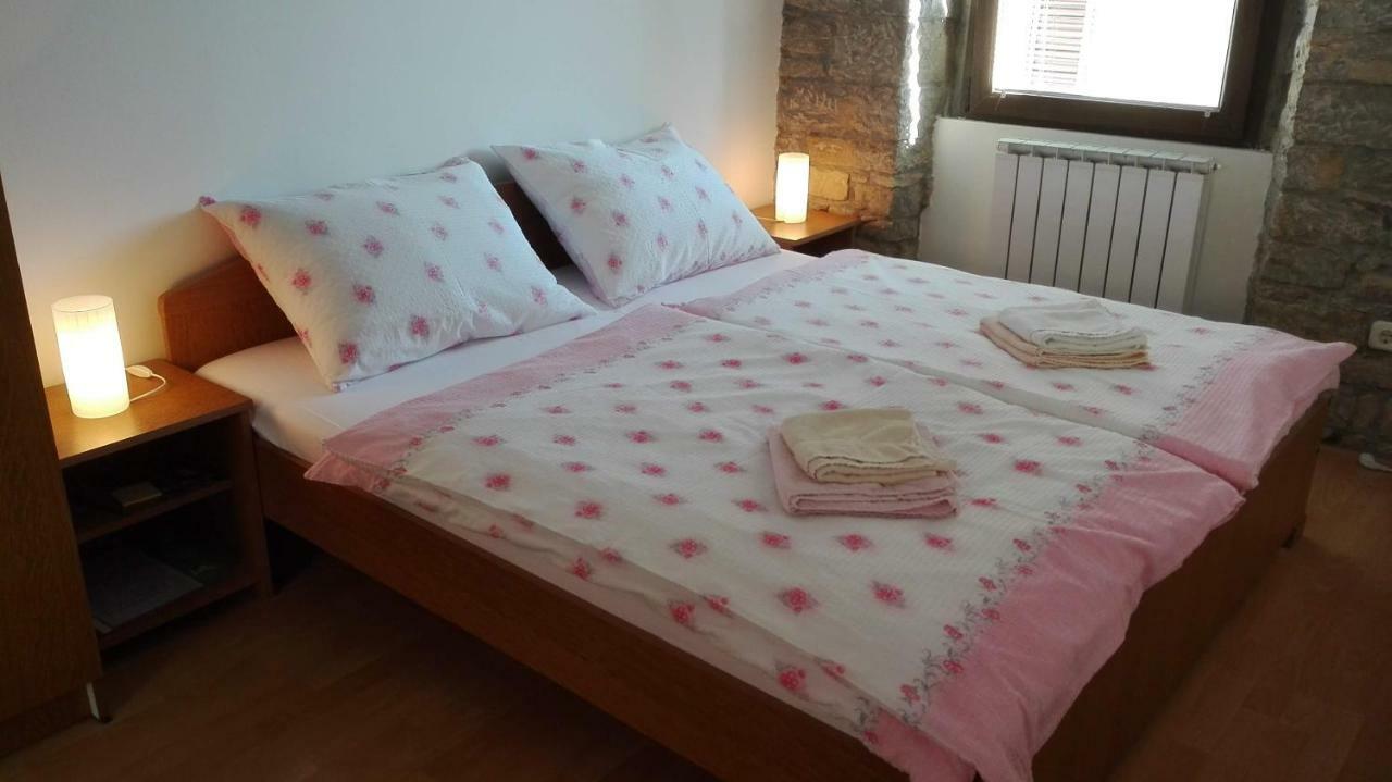 Rooms Svalina (Adults Only) Ґрожнян Екстер'єр фото